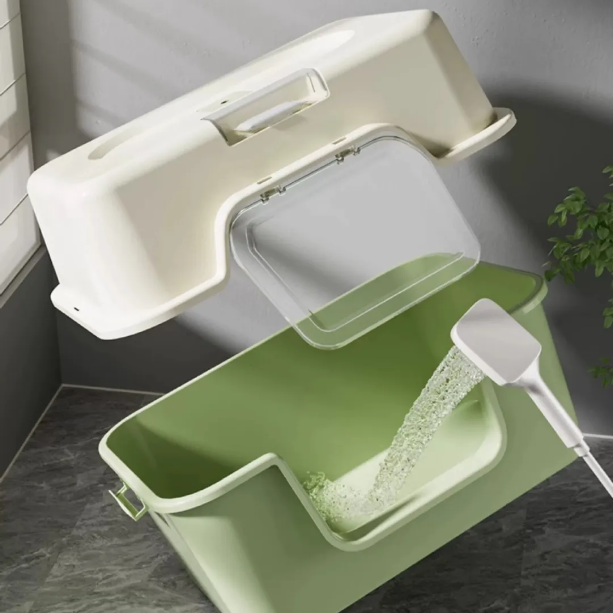 Petovia Fully-Enclosed Odour-Control Cat Litter Box with Splash-Proof Design & Free Scoop