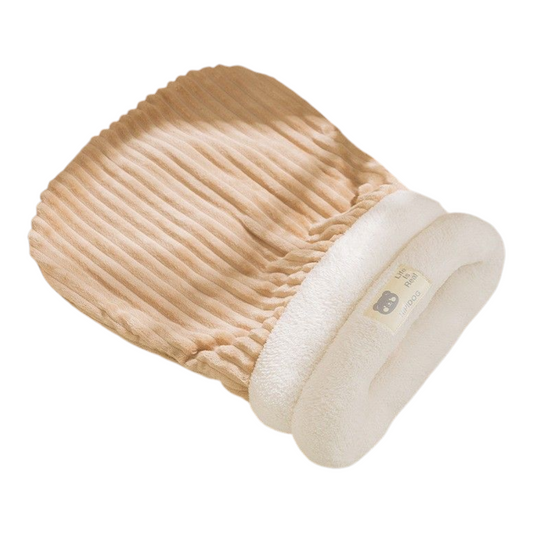 Petovia Autumn & Winter Cartoon Semi-Enclosed Sleeping Bag Bed